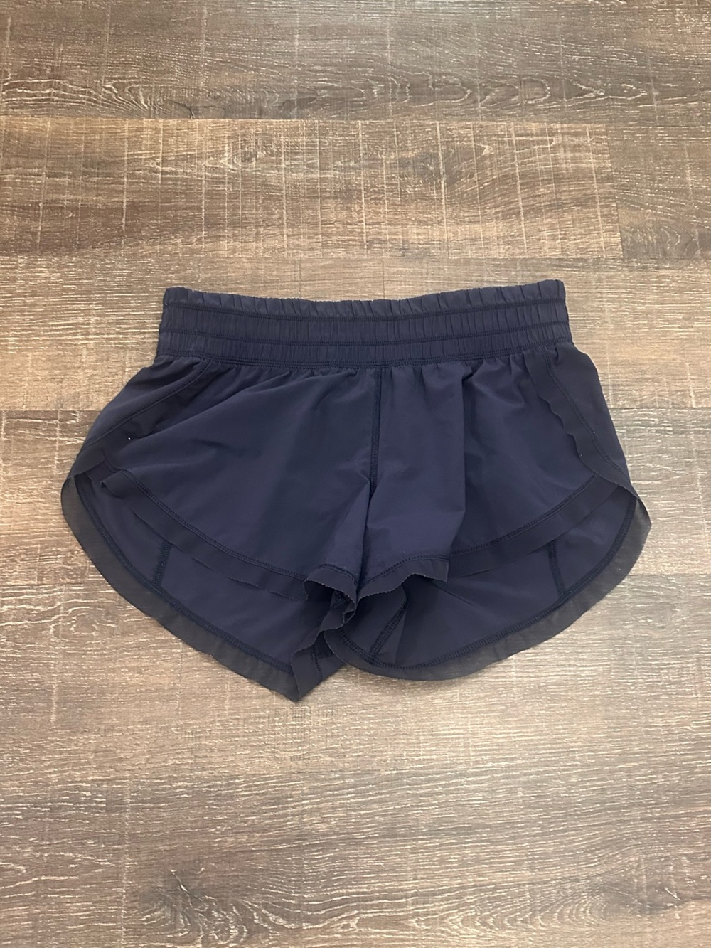Lululemon Hotty Hot Shorts II True Navy Size 4